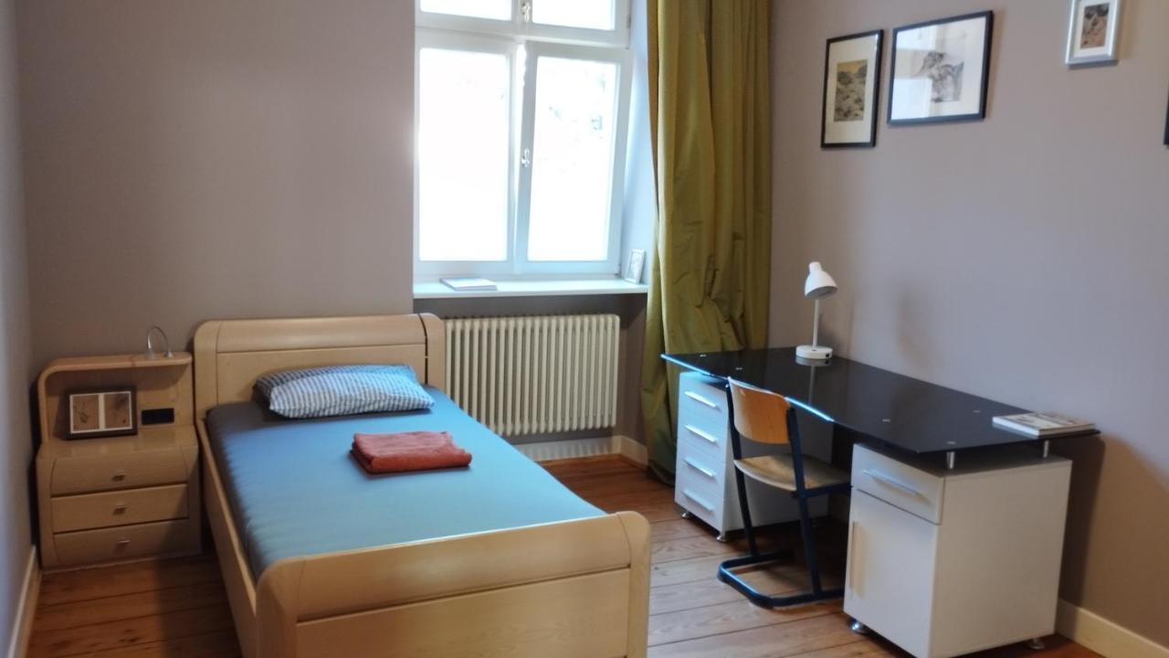 Denkmalschutz Stadthaus Zimmer 1 Im Mannheim Quadrat Dış mekan fotoğraf